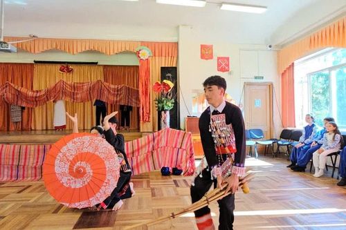 Cách người trẻ gìn giữ hồn tiếng khèn Mông