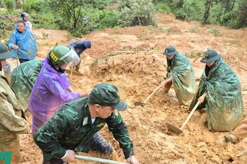 Thông báo, hướng dẫn cho 100% tàu thuyền biết diễn biến của bão số 11