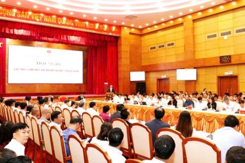 Quảng Ninh: Gặp mặt doanh nghiệp, doanh nhân, nhân Ngày Doanh nhân Việt Nam