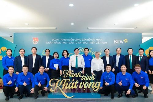 Tuổi trẻ BIDV khát vọng cống hiến, xây dựng ngân hàng lớn - mạnh - xanh