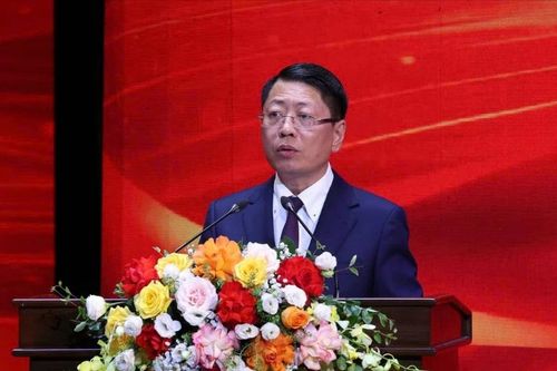Hàng trăm nghệ sĩ được vinh danh