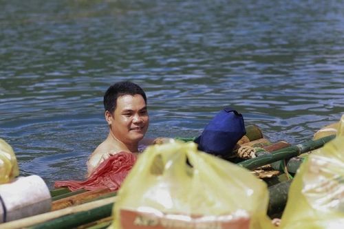 Nước lũ ngập sâu hơn 2m cô lập 18 hộ dân ở Phú Thọ suốt 4 ngày qua