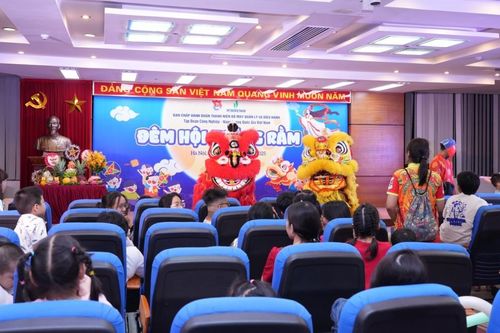 Đoàn Thanh niên BMQL&ĐH Petrovietnam tổ chức chương trình 'Đêm hội Trăng Rằm' cho con em CBNV