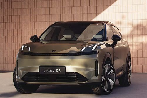 Bốn mẫu xe hybrid 'ăn xăng như ngửi' sắp ra mắt khách Việt trong 2 tuần tới