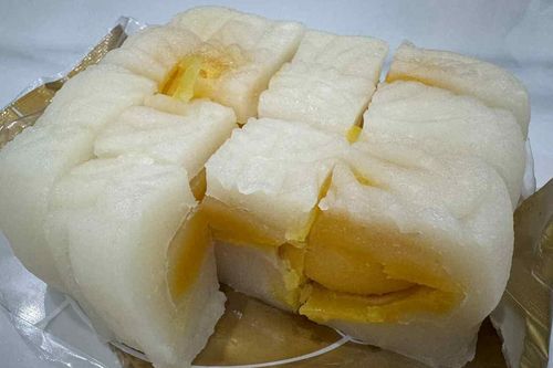 Bóc hộp bánh Trung thu bạn trai tặng bố mẹ, cô gái kiên quyết chia tay
