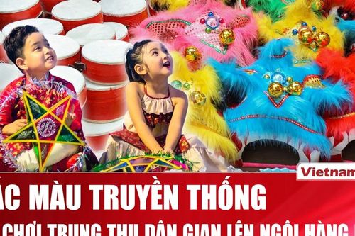 Đồ chơi truyền thống - sáng tạo 'lên ngôi', du khách nước ngoài thích thú dạo phố Hàng Mã