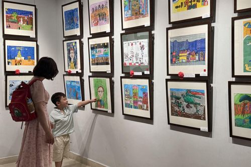 Khi trẻ em kể chuyện Trung thu bằng sắc màu