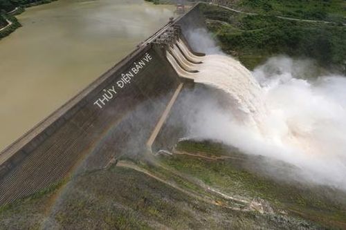 Vận hành thủy điện lớn nhất Bắc Trung bộ để giảm lũ cho hạ du