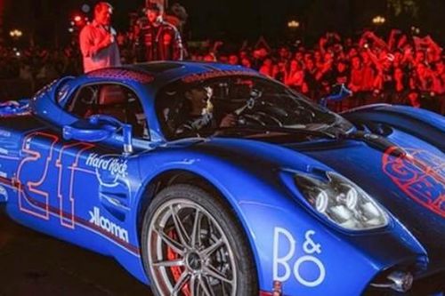 Siêu phẩm Pagani của nữ doanh nhân tham gia Gumball 3000 có gì đặc biệt?