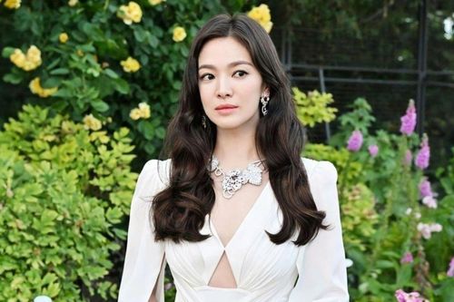 Song Hye Kyo gây náo loạn mạng xã hội với chỉ một câu thoại