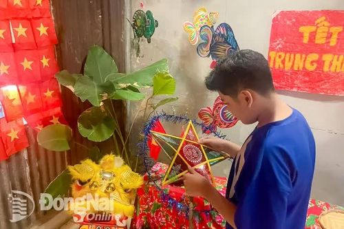 Muôn kiểu đón trung thu của giới trẻ đô thị