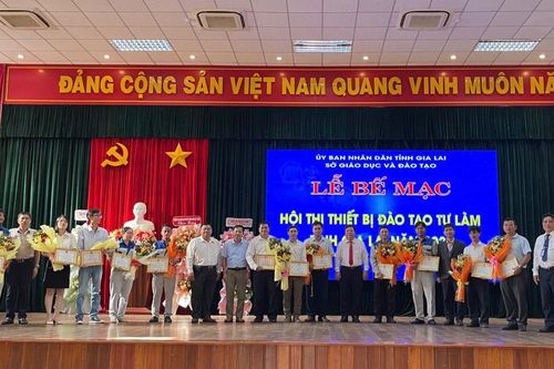 Trường Cao đẳng kỹ thuật công nghệ Quy Nhơn giành giải nhất toàn đoàn hội thi thiết bị đào tạo tự làm