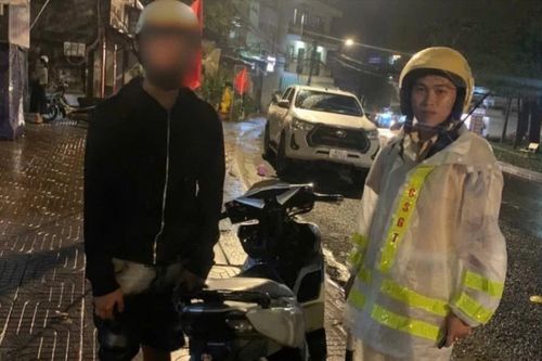 Xử lý 4 trường hợp điều khiển xe máy có biểu hiện càn quấy tại bờ kè suối Hội Phú