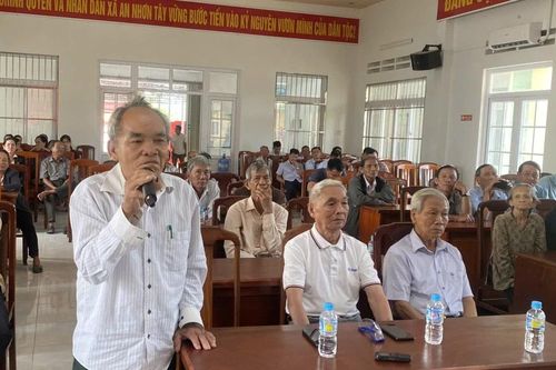 Đại biểu Quốc hội tiếp xúc cử tri xã An Nhơn Tây