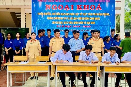 Gia Lai: Trang bị kỹ năng, kiến thức an toàn cho học sinh