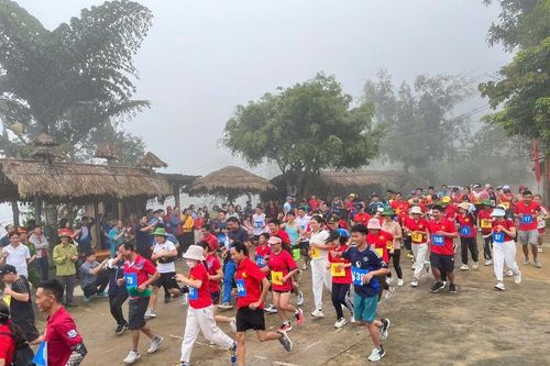 Giải việt dã 'Chạy giữa đại ngàn – Khám phá bản Lao Chải 1'