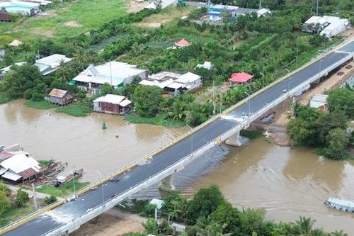 Đồng Tháp: Cầu Kênh Tứ thông xe cuối tháng 10/2025