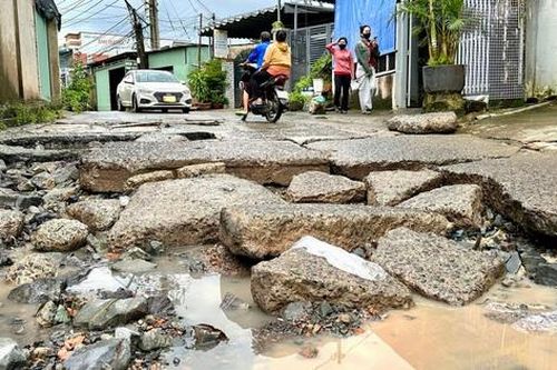 Cuối tháng 10, sửa chữa, xóa loạt 'ổ voi' trên tuyến đường kết nối QL1A qua Đồng Nai