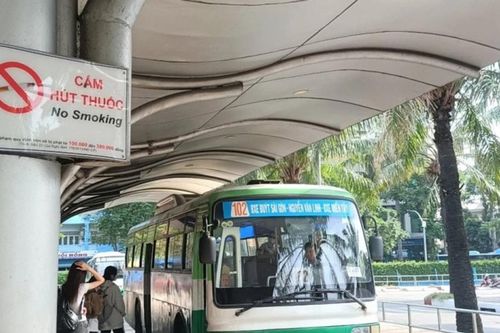 Đẩy mạnh việc thực hiện phương tiện giao thông công cộng không khói thuốc