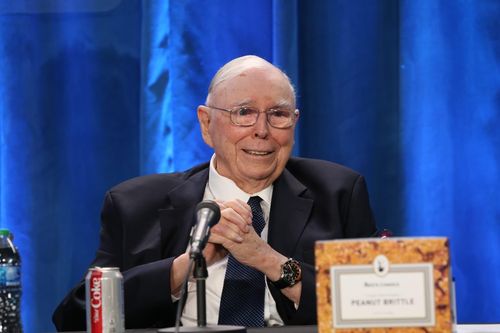 Cách Charlie Munger giữ vững triết lý đầu tư suốt gần 100 năm biến động