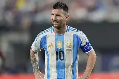 Lionel Messi xuất hiện trong danh sách triệu tập của Argentina