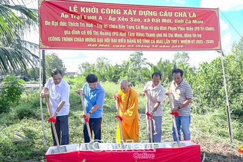 Xã Đất Mới khởi công xây dựng cầu giao thông nông thôn