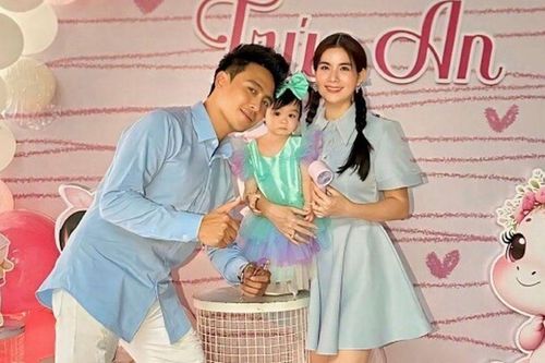 Diễn viên Kha Ly: 'Vợ chồng tôi tiếc nuối khi chưa kịp chụp bộ ảnh Trung thu cho con gái'