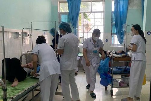 Tiếp vụ học sinh đau bụng, nôn ói hàng loạt sau bữa ăn ở Thái Nguyên: Thực phẩm 'bất thường' từng 'lọt' vào trường và bị trả lại