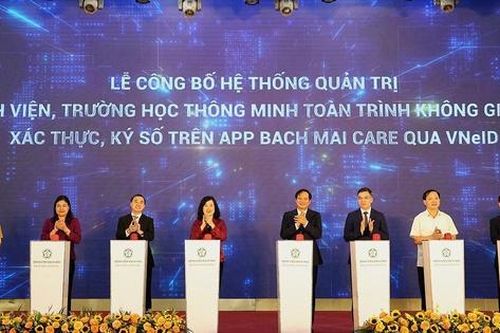 Bộ trưởng Đào Hồng Lan giao nhiệm vụ xây dựng bệnh viện thông minh toàn diện cho Bạch Mai