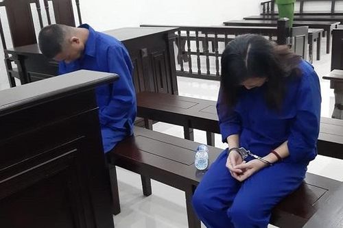 Cặp vợ chồng mạo nhận luật sư lừa tiền tỷ bằng mánh xin nhập khẩu thuốc