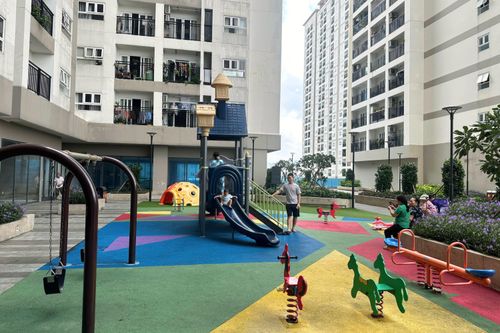 Cảnh trái ngược ở chung cư cao cấp và bình dân tại TP.HCM, Hà Nội