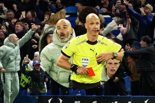 Phút điên rồ ở Stamford Bridge