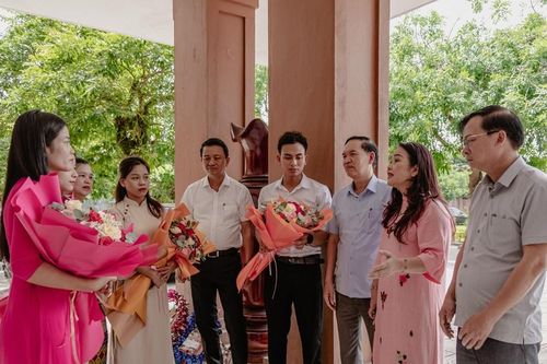 Từ mái trường quê hương đến khát vọng hội nhập
