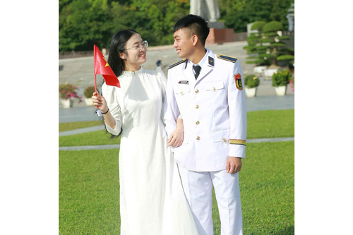 Nhịp cầu nối những bờ vui