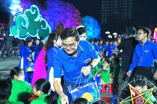 Trung thu gửi trọn yêu thương cho thiếu nhi tại 248 xã khu vực biên giới