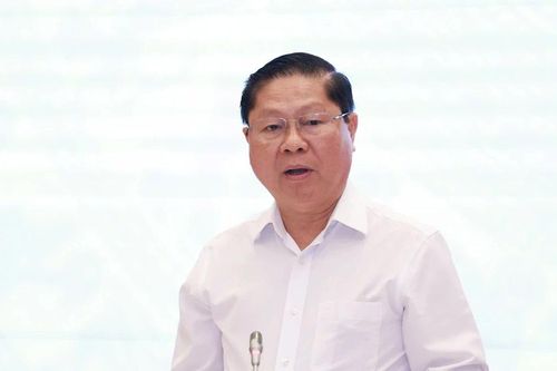 Thứ trưởng Bộ Giáo dục nói gì về thực trạng lạm thu ở trường học?