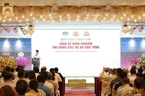 Ứng dụng công nghệ tiên tiến: Chìa khóa cho sự phát triển bền vững của nhà cao tầng