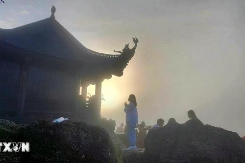 Khai mạc Lễ hội mùa Thu Yên Tử 2025 - 'Sắc thu thiền định'