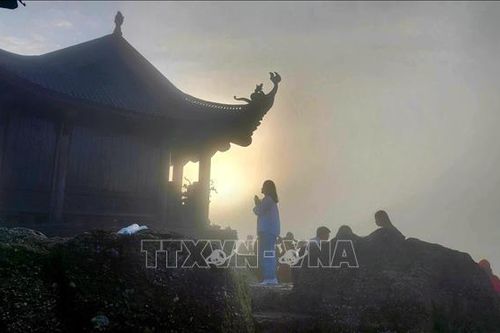 Khai mạc Lễ hội mùa thu Yên Tử 2025 - 'Sắc thu thiền định'
