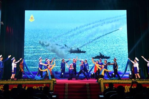 Chương trình nghệ thuật 'Bản hùng ca trên sóng'