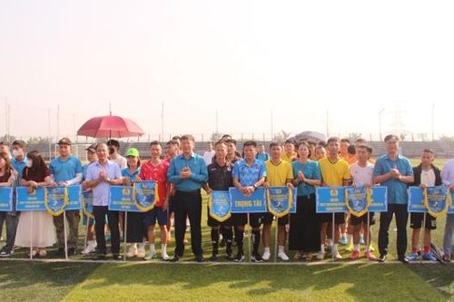 Khai mạc Giải Bóng đá nam, nữ công nhân lao động tỉnh lần thứ nhất - năm 2025.