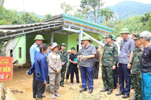 Phó Thủ tướng Chính phủ Trần Hồng Hà kiểm tra công tác khắc phục thiệt hại bão số 10 tại tỉnh Lào Cai