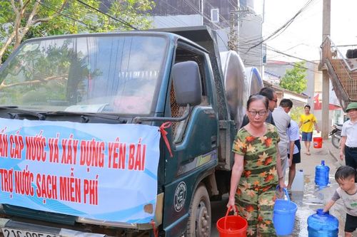 Đảm bảo nguồn nước sạch mùa mưa bão