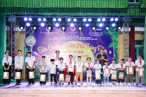 Chương trình 'Biên cương-Đêm hội trăng rằm' năm 2025