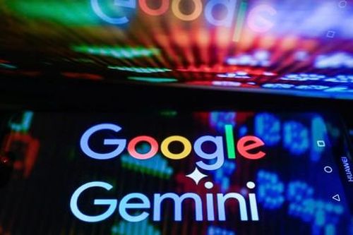 Điểm tuần: Google đưa Gemini vào nhà thông minh, Apple thử nghiệm Siri siêu AI