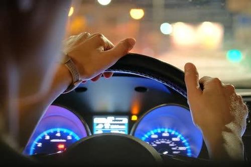 Dịch vụ lái xe cho người uống rượu bia tăng mạnh