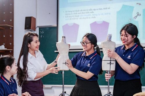 Dự thảo chuẩn nghề nghiệp giảng viên đại học: Bỏ trợ giảng, bỏ phân hạng giảng viên