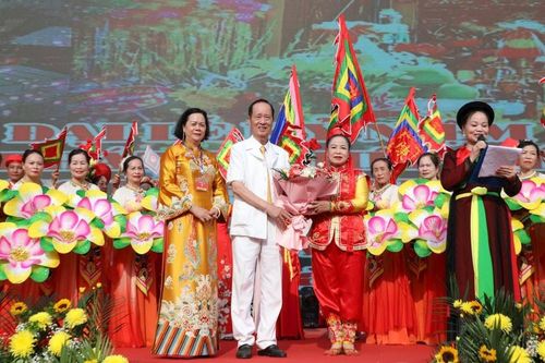 Kỷ niệm 800 năm họ Trần phát nghiệp đế vương