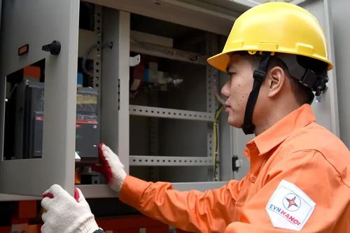 EVN Hà Nội triển khai dịch vụ điện sau công tơ