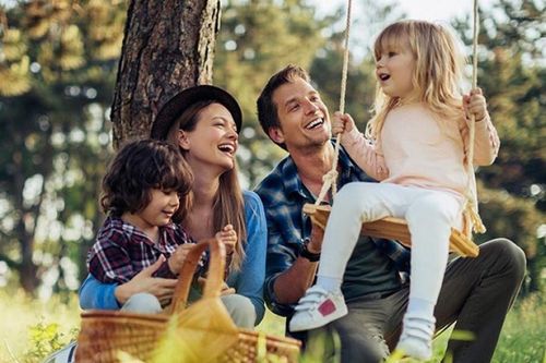 Thực hành Tứ vô lượng tâm trong việc nuôi dạy trẻ nhút nhát